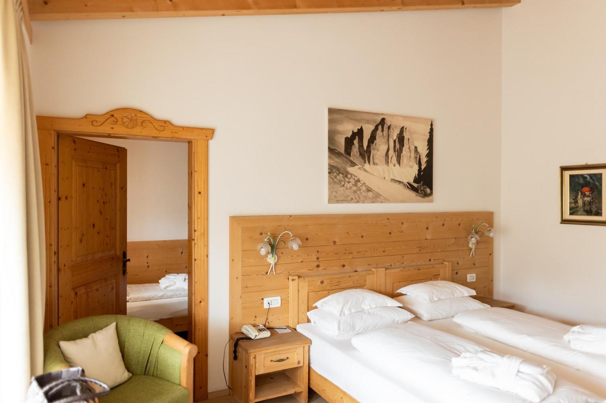 Hotel Gran Paradiso San Cassiano  Exteriör bild