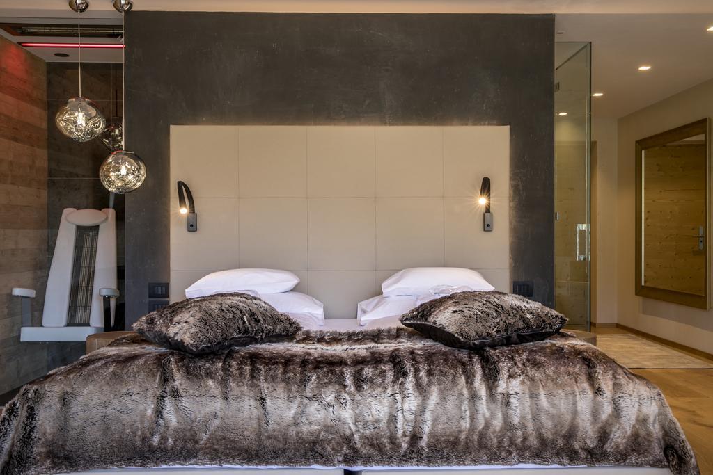 Hotel Gran Paradiso San Cassiano  Exteriör bild