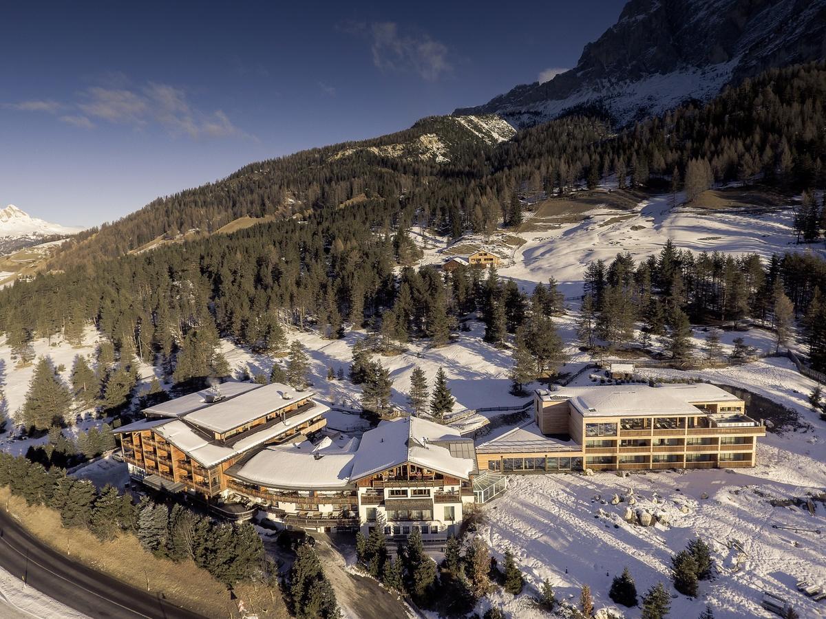 Hotel Gran Paradiso San Cassiano  Exteriör bild